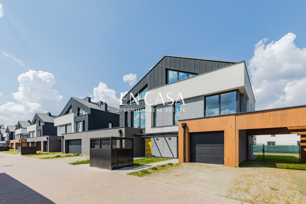 House Sale Klaudyn 1